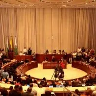 Concejo de Medellín, de donde excabildantes se quedaron con celulares de la corporación. Les pidieron devolverlos