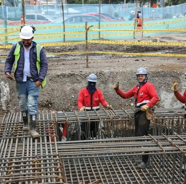 Bogotanos pagarán más de 46.000 millones de pesos por culpa del retraso de las obras que hay en la capital de la República. Hay un detrimento patrimonial. 