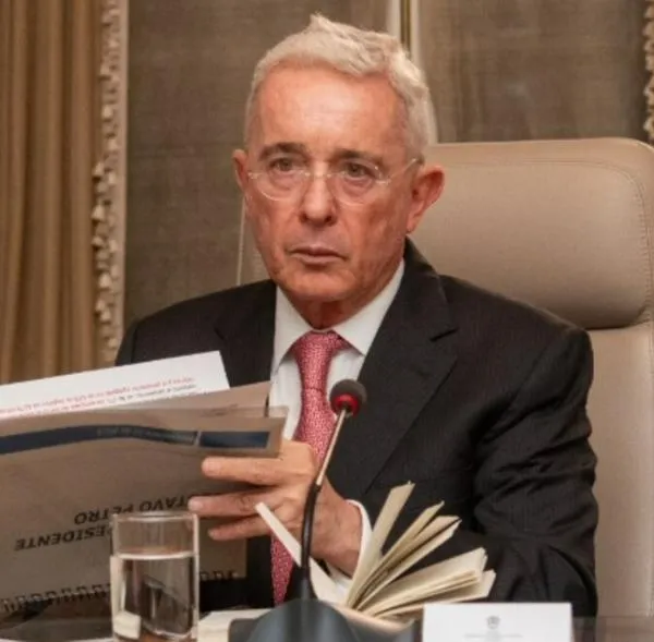 Álvaro Uribe se pronuncia por tragedia en Chocó: “Qué dolor la muerte de nuestros hermanos”