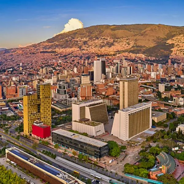 Mondongo's Medellín: cuánto vale ir a restaurante vs. su sede en Miami
