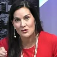 Pelea de Vanessa de la Torre con Gustavo Gómez por periódico del Gobierno.