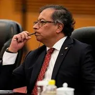 Foto de Gustavo Petro por gasto del Gobierno en casa de 4.500 millones de pesos en Suiza