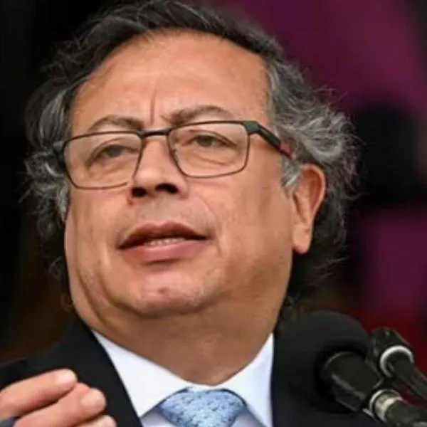 Oposición estaría preparando desestabilización del Gobierno de Gustavo Petro, según Policía.