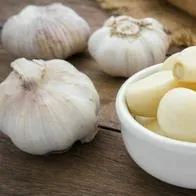 Venas várices se podrían combatir con el ajo: beneficios y cómo se debe consumir