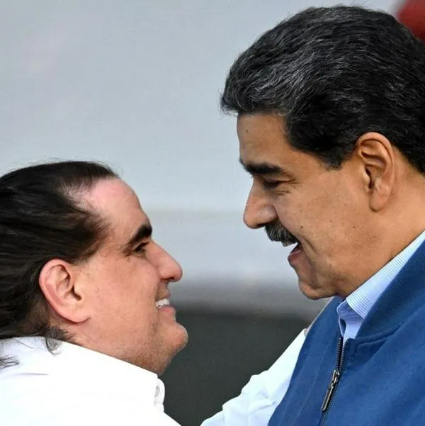 Foto de Nicolás Maduro y  Álex Saab, por su nombramiento en cargo en Venezuela