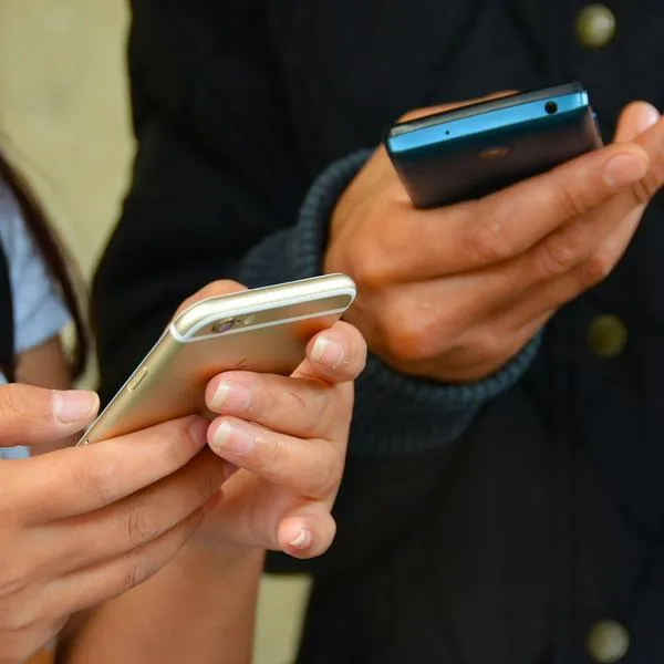 Cómo eliminar mensajes 'spam' del celular con plataforma del gobierno de la CRC
