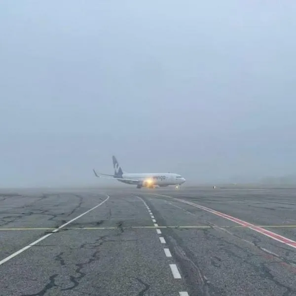 Noticias Antioquia hoy: anuncian cierrre de aeropuerto José María Córdova en Rionegro por mal clima y hay miles de viajeros afectados.