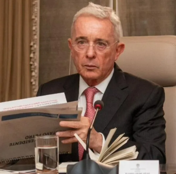 Expresidente Álvaro Uribe: "¿Por qué presionan para que me lleven a juicio?"