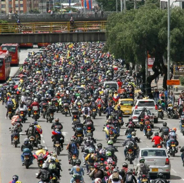 Motociclistas en Colombia tienen problema por muertes en accidente de tránsito. Incluso, han dicho que el próximo proceso de paz debe ser con ellos. 
