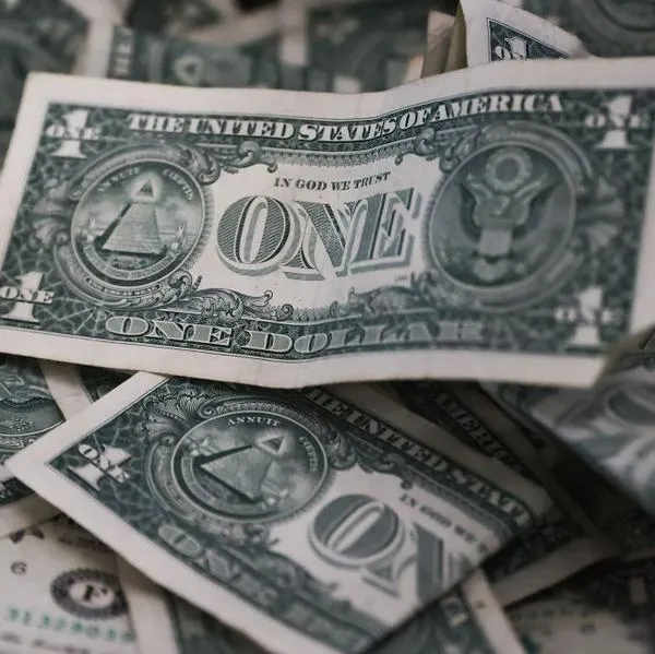 Banco de la República pronosticó cómo le irá al dólar en Colombia en 2024: señaló precio máximo que tocaría y valor con el cerraría este año.