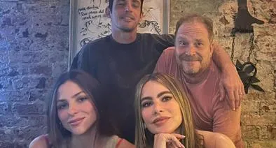 Sofia Vergara llegó a Bogotá y fue a Andrés Carne de Res, quizás, a comer ajiaco que era lo que quería probar a penas pisara suelo colombiano.