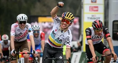 Sergio Higuita y Daniel Martínez correrán el Campeonato Nacional de Ruta.