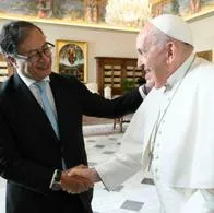 Gustavo Petro se reunió con el papa Francisco en El Vaticano, le habló de 