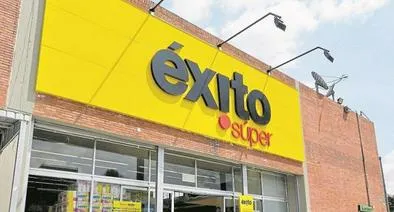Éxito cambió de dueño en Colombia, junto a Carulla y Surtimax: 65% para Calleja