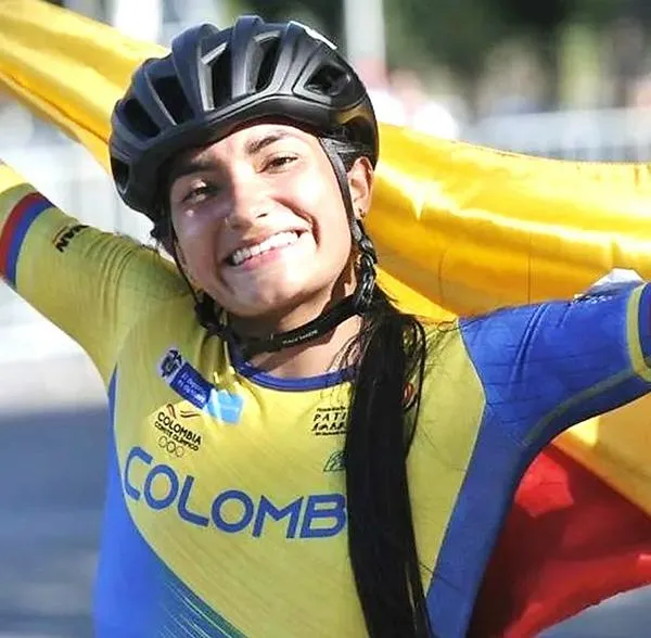 Luna Shalom, patinadora que en Bogotá le robaron bicicleta de 19 millones de pesos.
