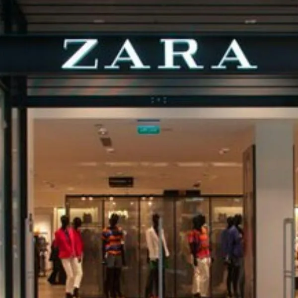 Inditex, la gigante empresa textil, ha confirmado el regreso de su marca Zara a Venezuela, que lucha por superar la hiperinflación.