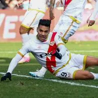 Falcao la pasa mal en España por pocos minutos en Rayo Vallecano; piden su salida