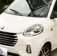 El carro eléctrico más vendido de Colombia es el Zhidou D2S, cuadriciclo urbano de Auteco Mobility que se vendió mucho el año pasado por su bajo precio.