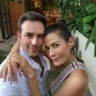 Sebastián Martínez y Kathy Sáenz mostraron los orgullosos que están de su hijo Amador por su triunfo.
