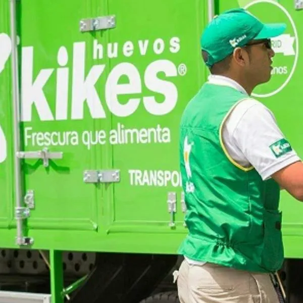 Quiénes son los dueños de Huevos Kikes, empresa colombiana que perdió el 15 % de sus aves en 2021. Compite fuerte en ventas. 