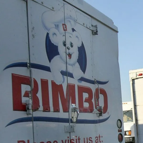 El Grupo Bimbo sorprendió a padres de familia con el anuncio de rebaja de precios en productos para la lonchera escolar de niños durante la temporada.