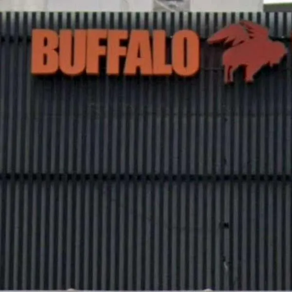 Foto de Buffalo Wings, en nota de que esa empresa incumplió acuerdo de reorganización empresarial: cómo busca salvarse ahora