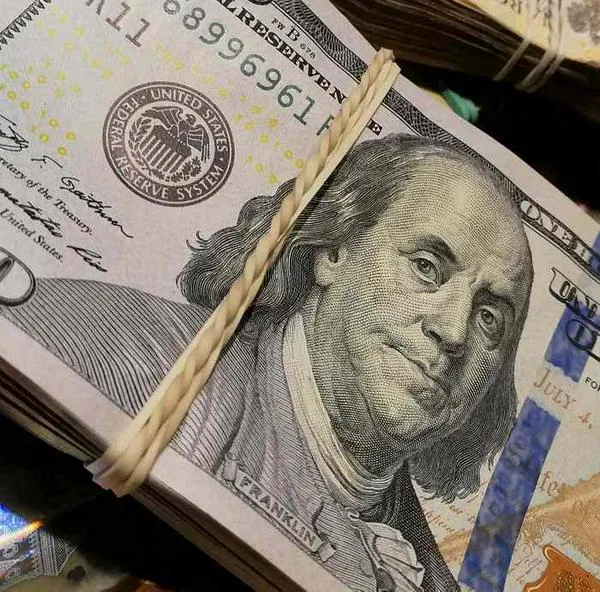 Dólar Colombia termina con importante baja y muy cerca de $3.900