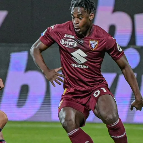 [Video] Duván Zapata, como un toro, marcó gol en la victoria de Torino en Serie A