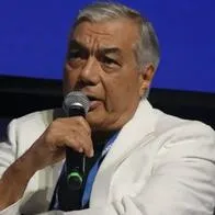 César Ferrari, superintendente Financiero, apoyó idea de reforma tributaria de Petro, que busca cobrar más impuestos a personas y menos a empresas.