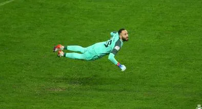 David Ospina fue confirmado por Al Nassr para continuar jugando allí durante 2024.