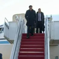 CNE investiga presuntas irregularidades en los costos del avión de la campaña Petro presidente.