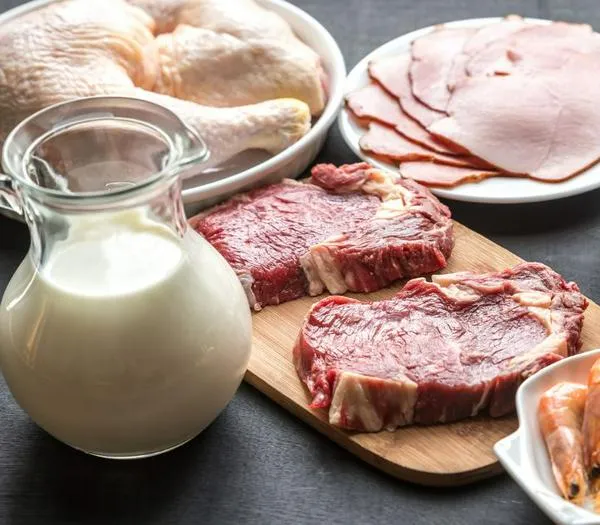 Fedegán lanzó fuerte alerta sobre los precios de la carne de res y lácteos en Colombia: avisó que subirán de precios y no se sabe cuánto.