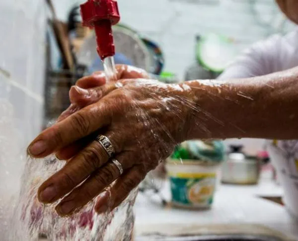 ¡OJO! Activan medidas para cobrar más caro el consumo excesivo de agua