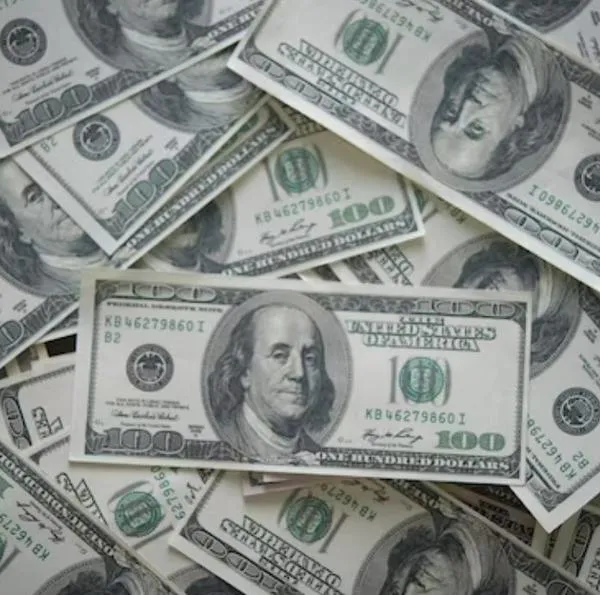 Dólar en Colombia termina este primero de febrero por debajo de $ 3.900