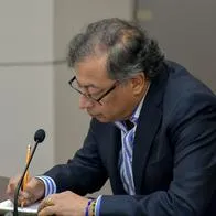 Piden a Gustavo Petro no callar ante inhabilitación de opositora en Venezuela