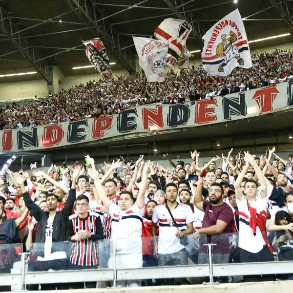 Hinchas de Sao Paulo están decepcionados y molestos con James Rodríguez por sus últimas actitudes.