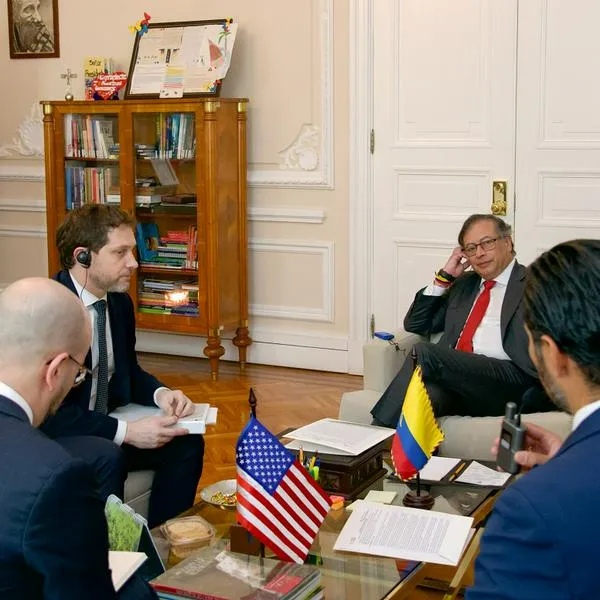 El presidente Gustavo Petro, reunido con el consejero adjunto de Seguridad Nacional de EE. UU., Jon Finer.