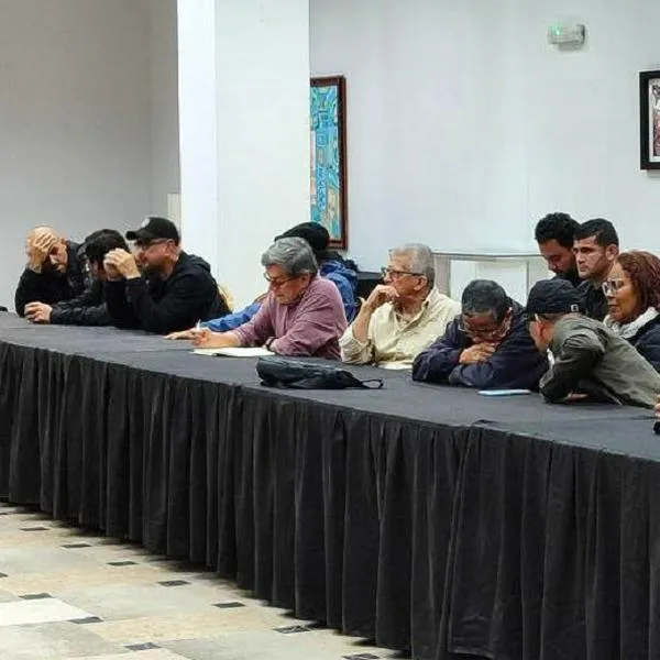 Delegación de paz del Eln en La Habana, Cuba, el día del anuncio de la prórroga del cese al fuego por 6 meses.