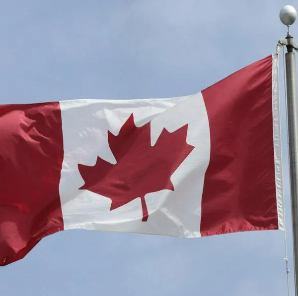 Foto de bandera de Canadá por problemas para trabajadores colombianos