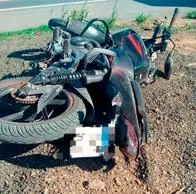 En esta moto iban los ladrones que intentaron atracar a un sargento en Argentina. El militar estaba armado, sacó un arma y dio de baja a uno de los delincuentes