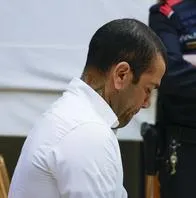 A Dani Alves no lo ayudaron las psicólogas que contrató.