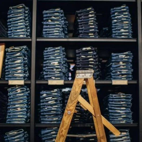 Famosa marca de jeans en Colombia anunció que abrirá 90 tiendas en el país, las cuales estarán repartidas entre franquicias y locales de la compañía. 