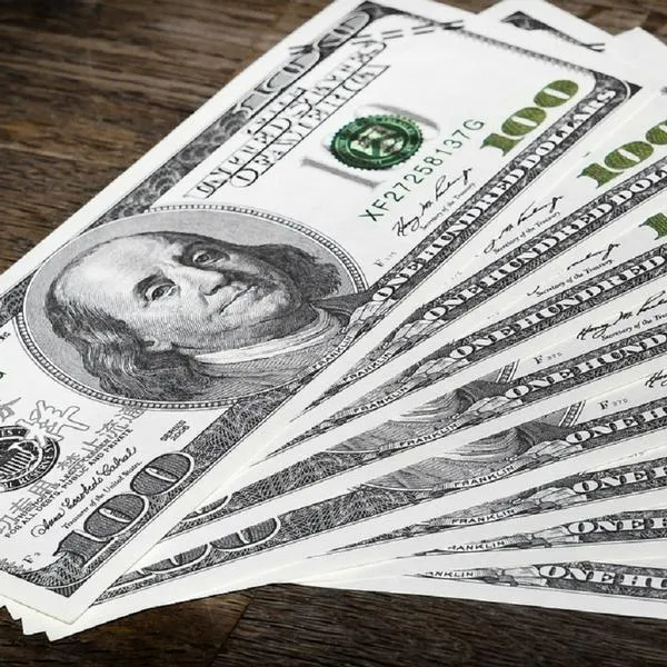 A la baja cierra dólar en Colombia este jueves 8 de febrero
