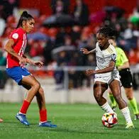 Linda Caicedo y una definición maravillosa para un golazo en Real Madrid femenino vs Atlético donde quedó eliminada.