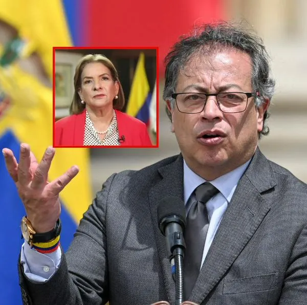 Gustavo Petro le dijo a la procuradora Margarita Cabello que no abuse de sus funciones luego de que ella dijo que los magistrados de la Corte Suprema de Justicia estaban "secuestrados" en el Palacio de Justicia