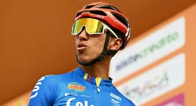 Egan Bernal, ciclista que dijo apoyar a Millonarios porque su novia es hincha.