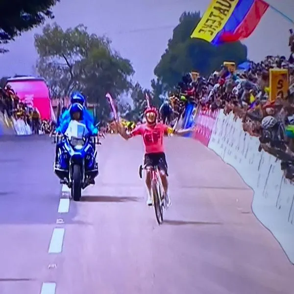 Richard Carapaz ganó la etapa reina del Tour Colombia 2.1; gran final en el Alto del Vino