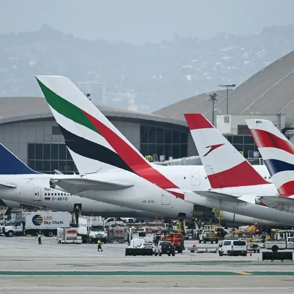 Aerolínea Emirates Airlines llegaría a Colombia con ruta directa entre Bogotá-Miami y Dubái, lo que beneficiaría a miles de personas en el país.