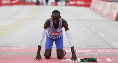 Kelvin Kiptum perdió la vida en un accidente de tránsito.
