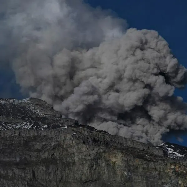 Volcán nevado del Ruiz sigue inestable. 